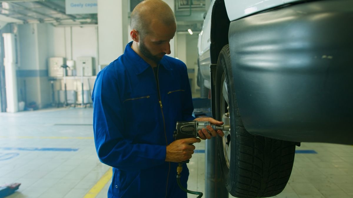 TorqueMax Cordless Impact Wrench